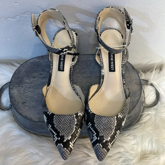 #0172 Nine West Black and Gray Snakeskin Low Heels with Wrap Ankle Strap-6.5 - Picture 5 of 11